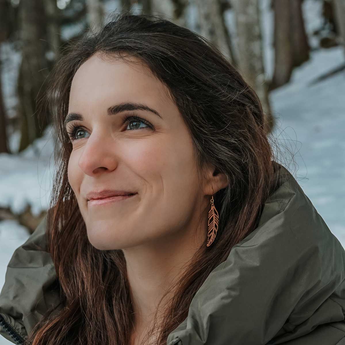 Boucles-oreilles-en-bois-piuma-brut-2.jpg Boucles d'oreilles en bois Piuma