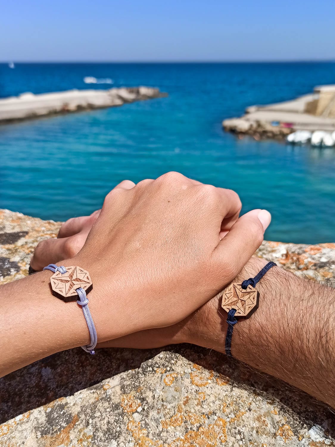Bracelet-en-bois-nomad-couple.jpg Bracelet en bois Nomad