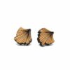 Clous-oreilles-en-bois-ginkgo-1.jpg Clous d'oreilles en bois Ginkgo