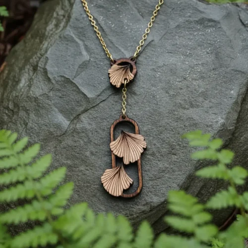 Collier en bois Ginkgo