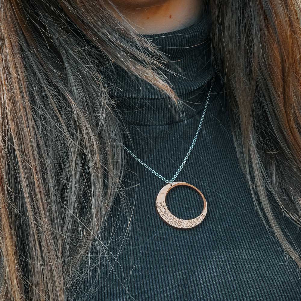 Collier en bois Luna