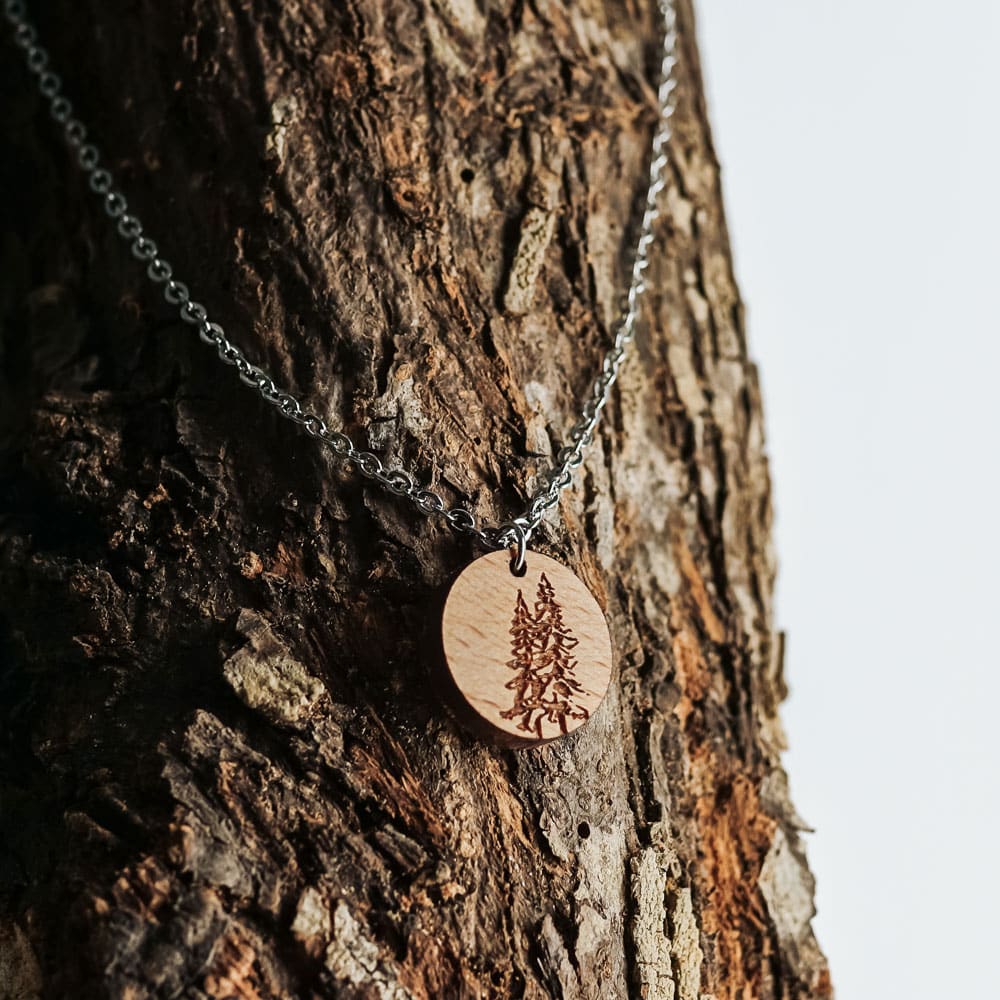 Collier en bois Pinver