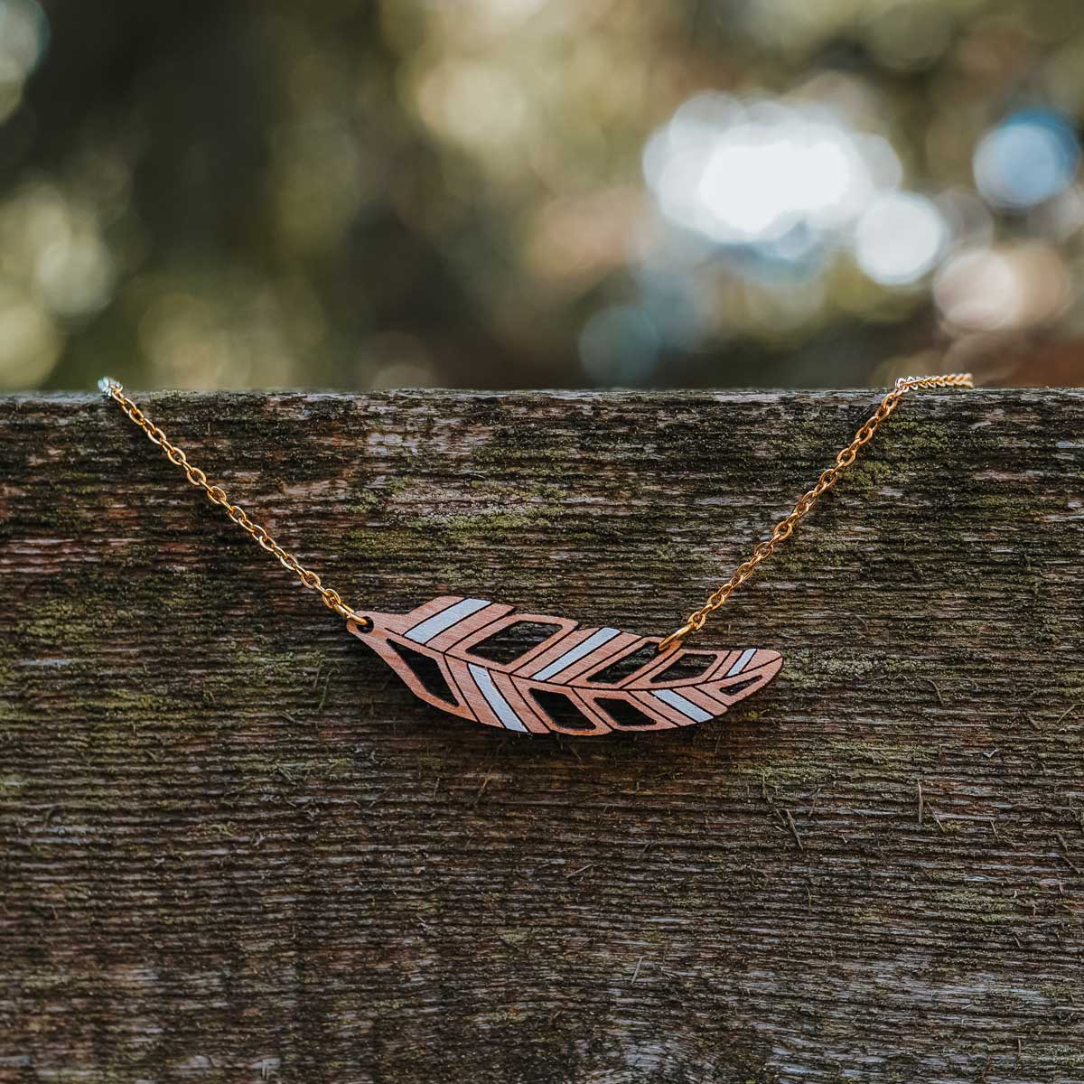 Collier en bois Piuma