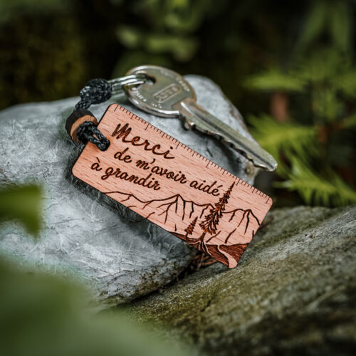 Porte-clés en bois Merci maîtresse