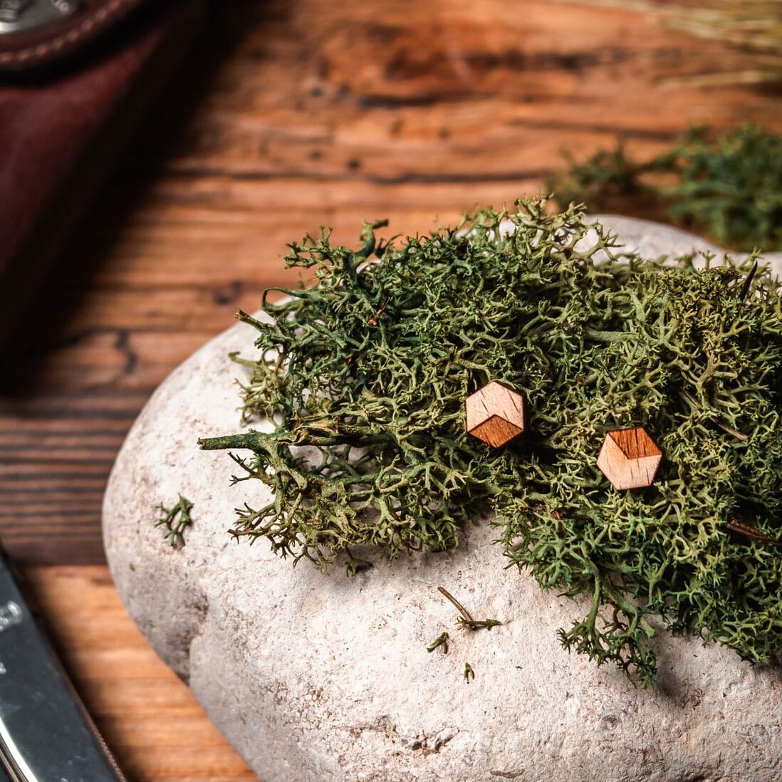 Clous d'oreilles en bois Tridy