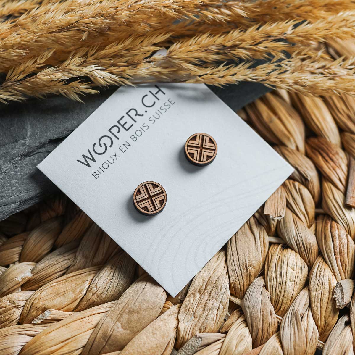 Clous d'oreilles en bois Kryss