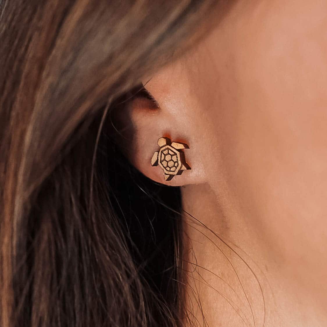 Clous d'oreilles en bois Turtl